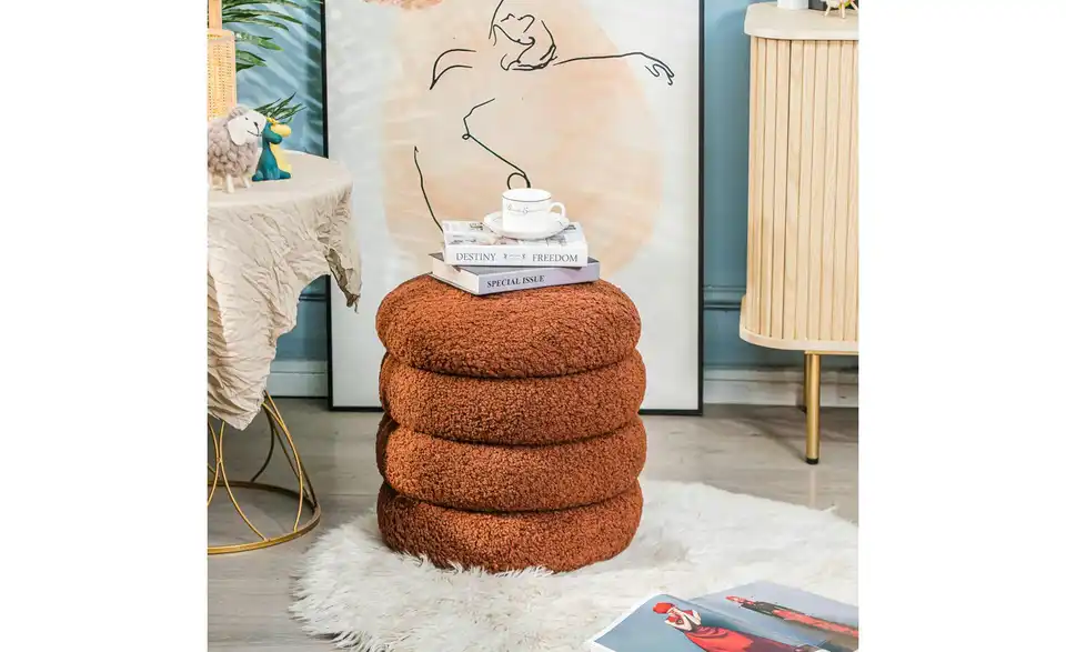 Pouf, in Wohnsituation