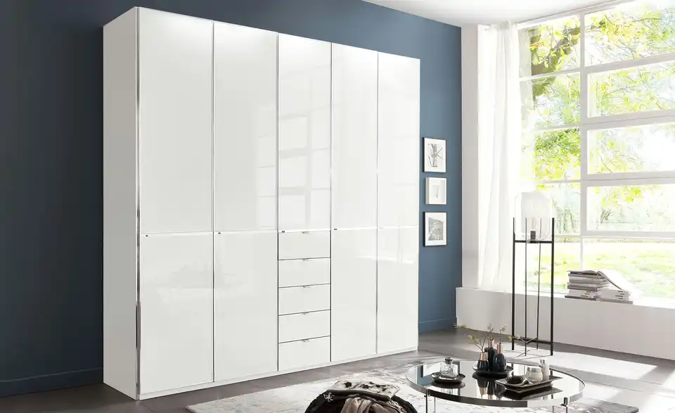 Kleiderschrank Velua 2, in Wohnsituation
