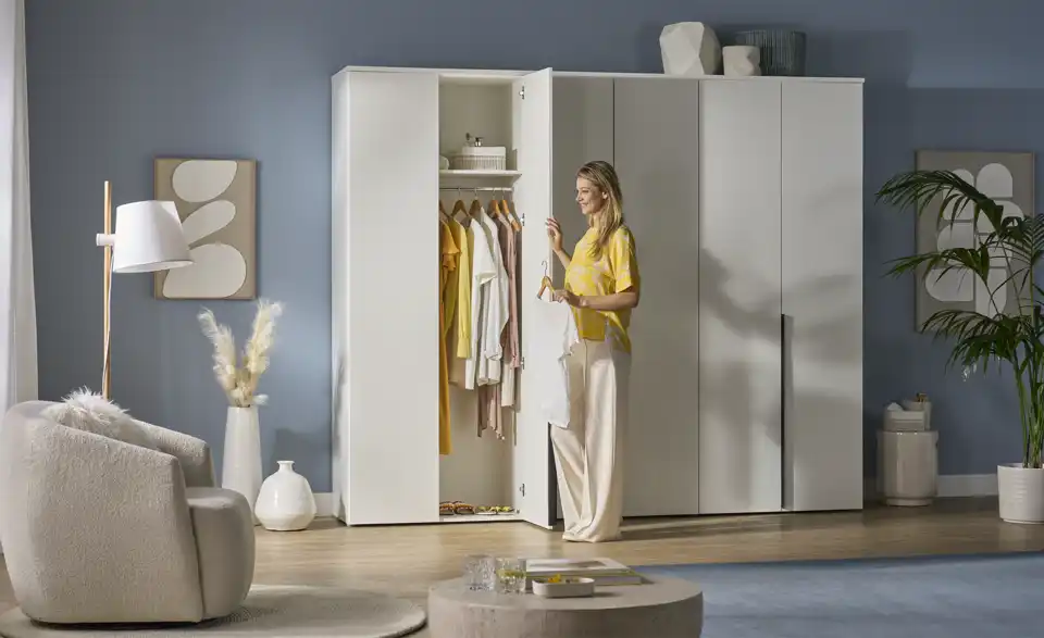 Kleiderschrank Keighley, in Wohnsituation