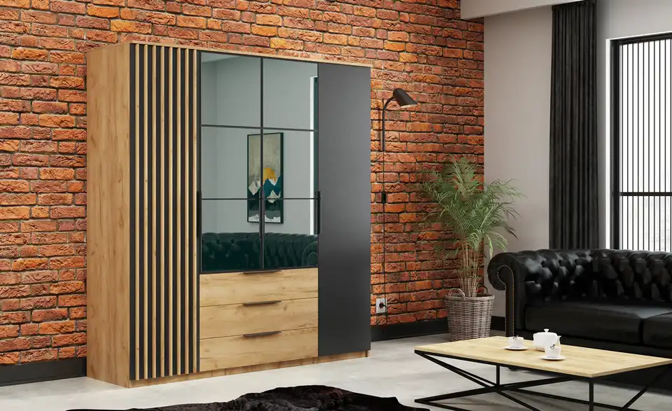 Drehtürenschrank, in Wohnsituation