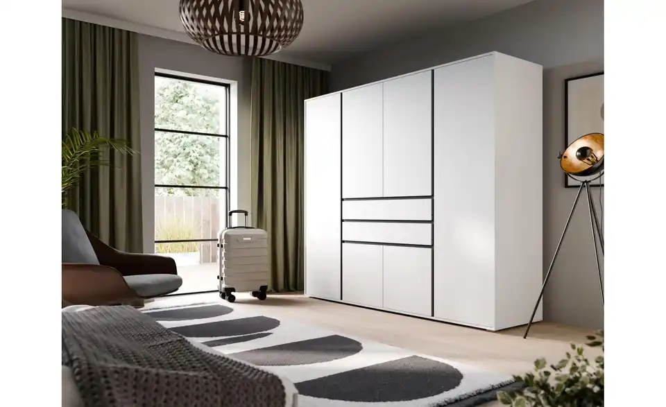 Kleiderschrank Felden, in Wohnsituation