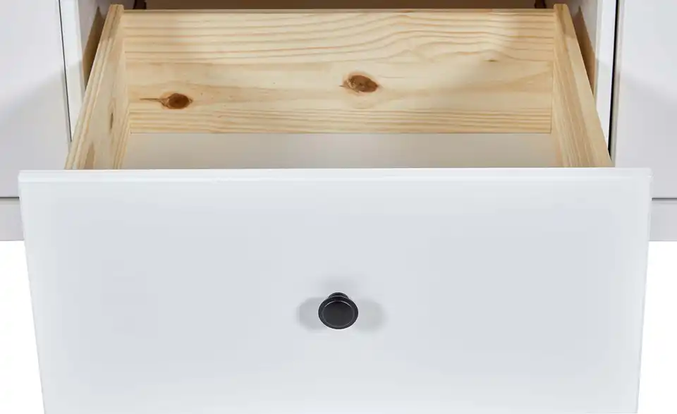 Massivholz-Drehtürenschrank Landliv aus Massivholz, Detailansicht