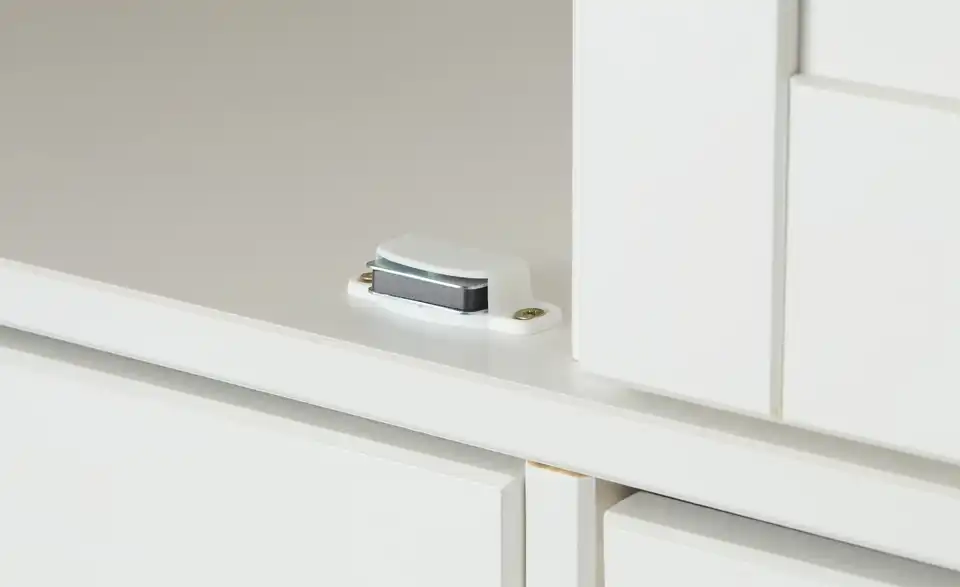 Massivholz-Drehtürenschrank Landliv aus Massivholz, Detailansicht