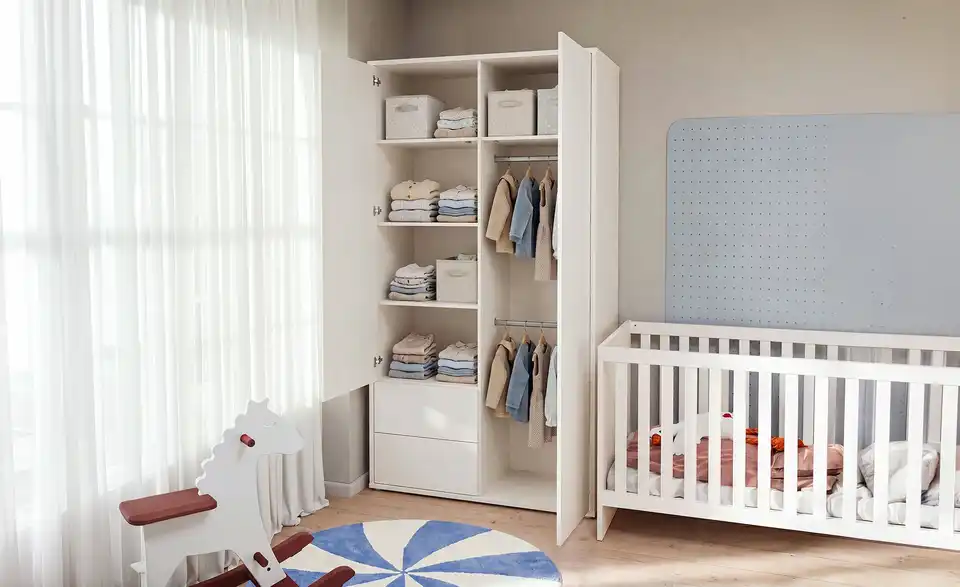 Kleiderschrank Bolognano, in Wohnsituation