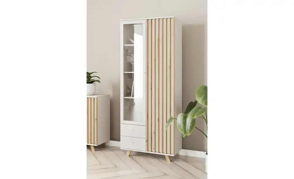 Vitrine Harmony, in Wohnsituation