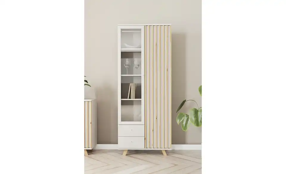 Vitrine Harmony, in Wohnsituation