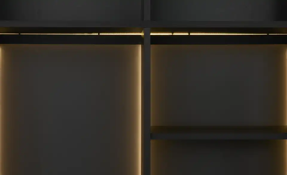 Vitrine Isola, Beleuchtet