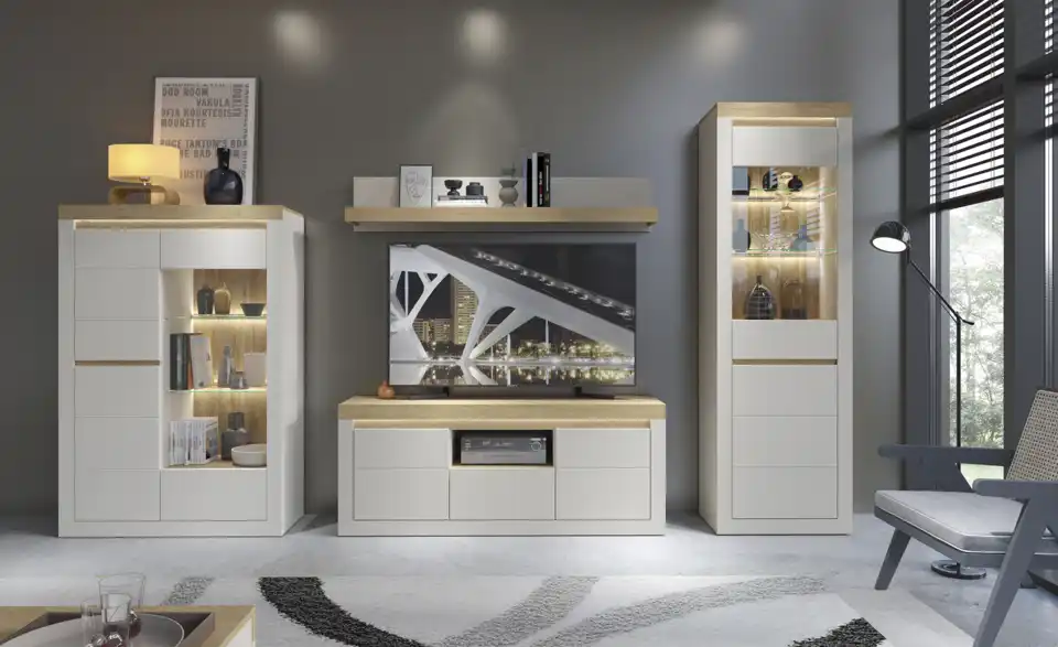 Vitrine Nules, in Wohnsituation