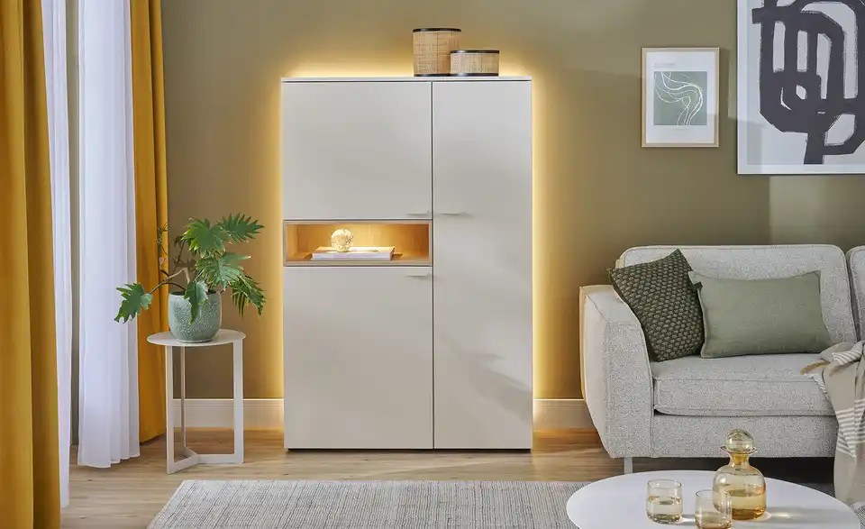 Highboard Light Line 14, in Wohnsituation