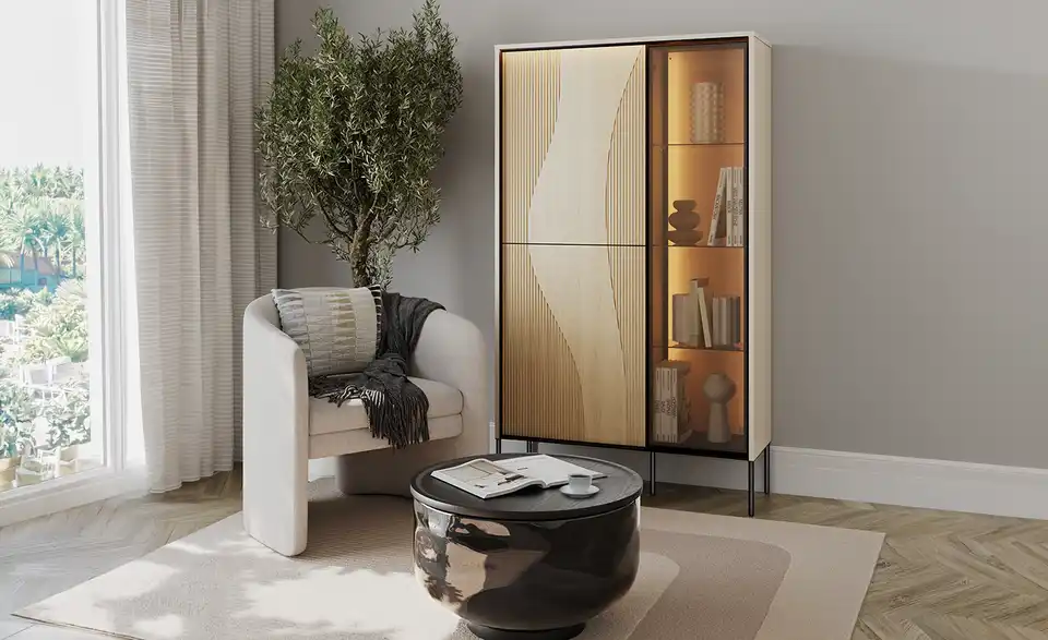 Vitrine Flow, in Wohnsituation