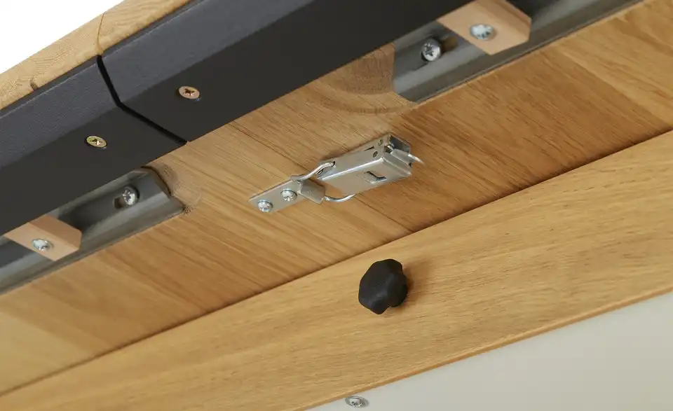 Wohnwert Esstisch Die Säule, Detailansicht