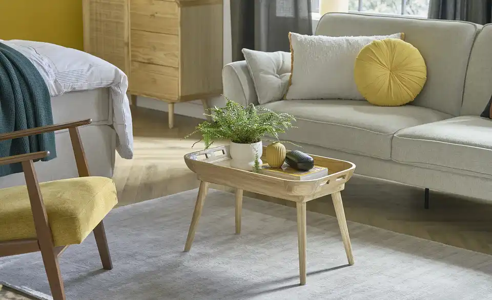 Couchtisch Mandrea, in Wohnsituation