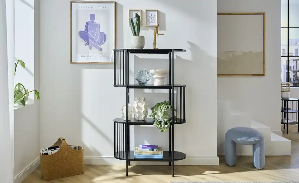 Regal Hella, in Wohnsituation