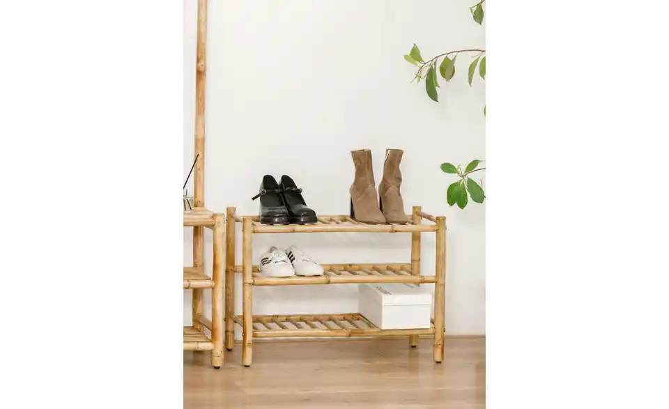 Schuhregal, in Wohnsituation