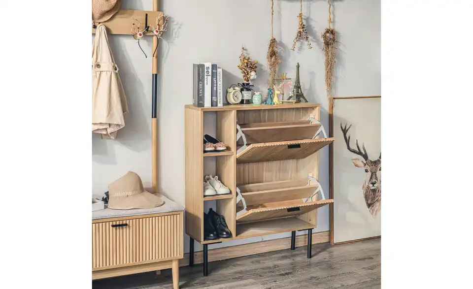 Schuhschrank, geöffnet