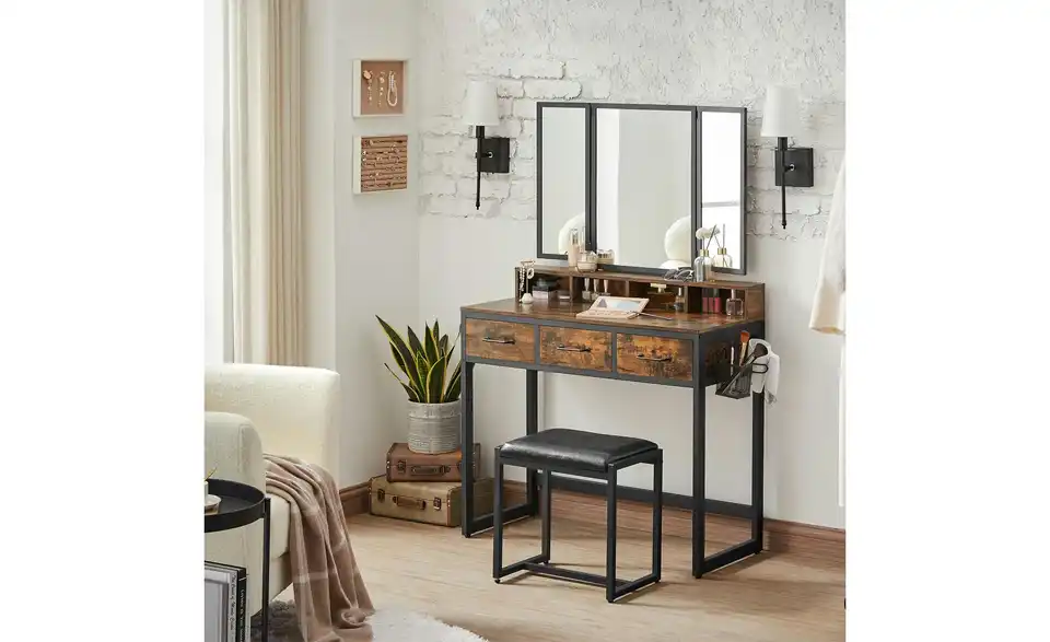 Kosmetiktisch, in Wohnsituation