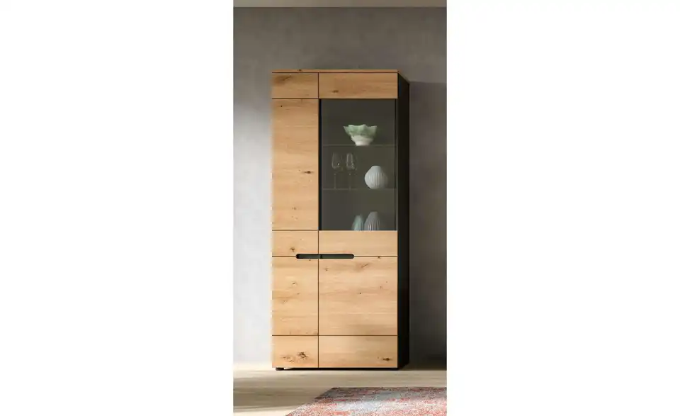 Vitrine, in Wohnsituation