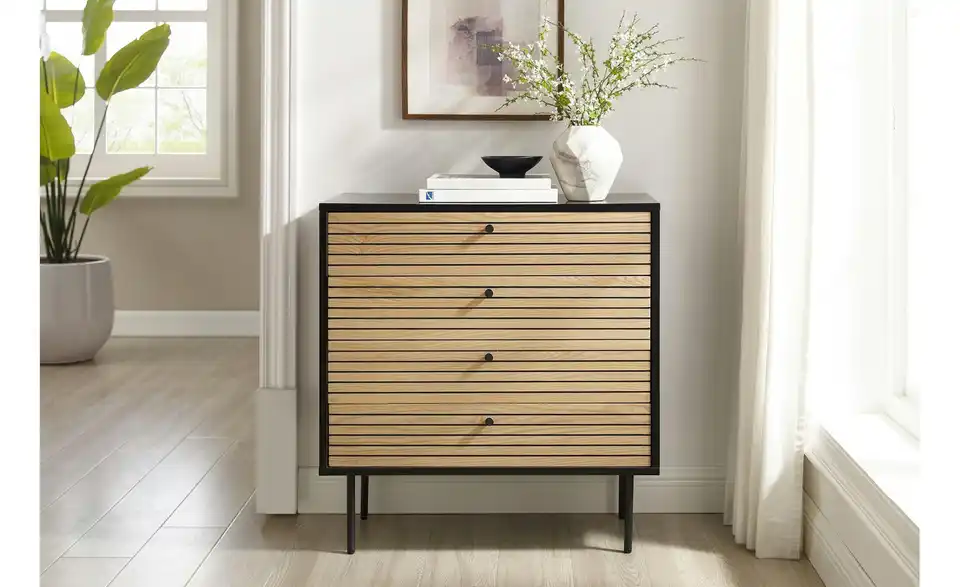 Kommode, in Wohnsituation