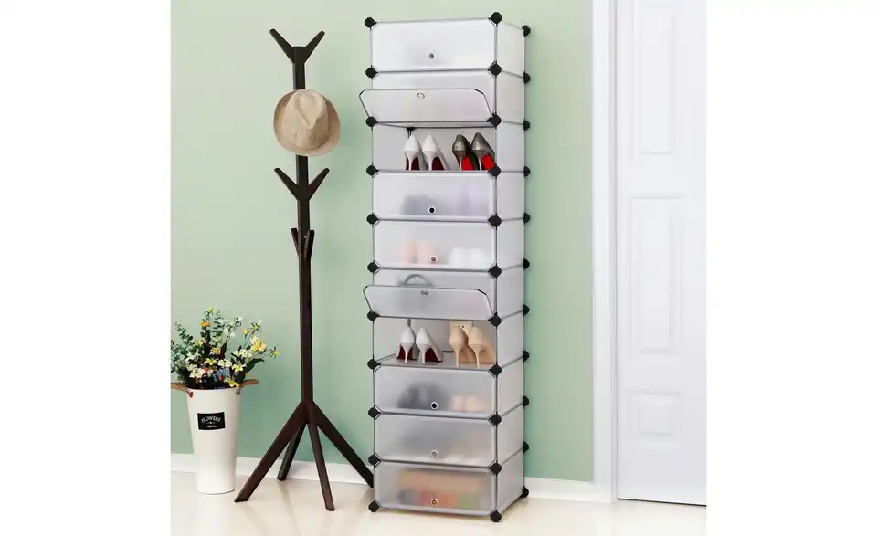 Schuhregal, in Wohnsituation