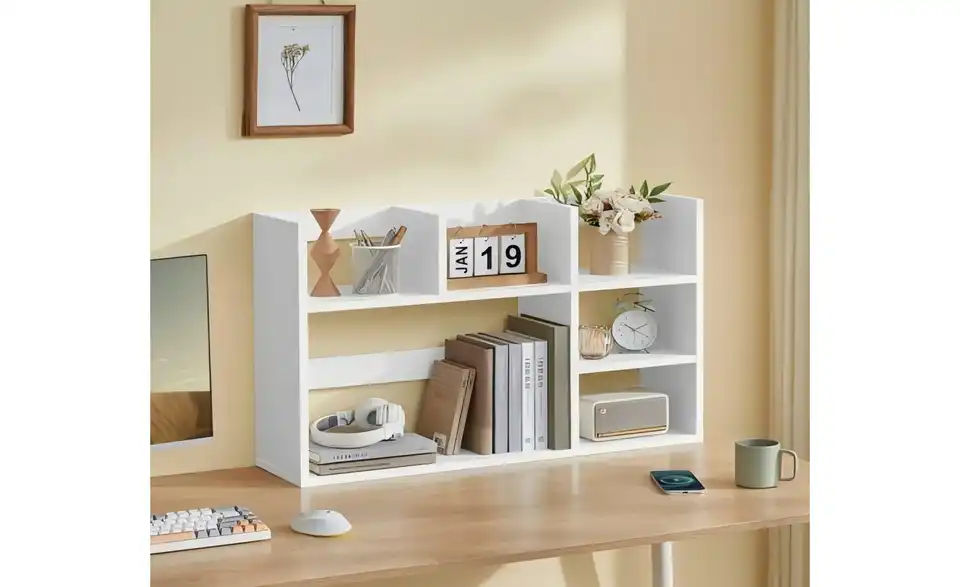 Regal, in Wohnsituation