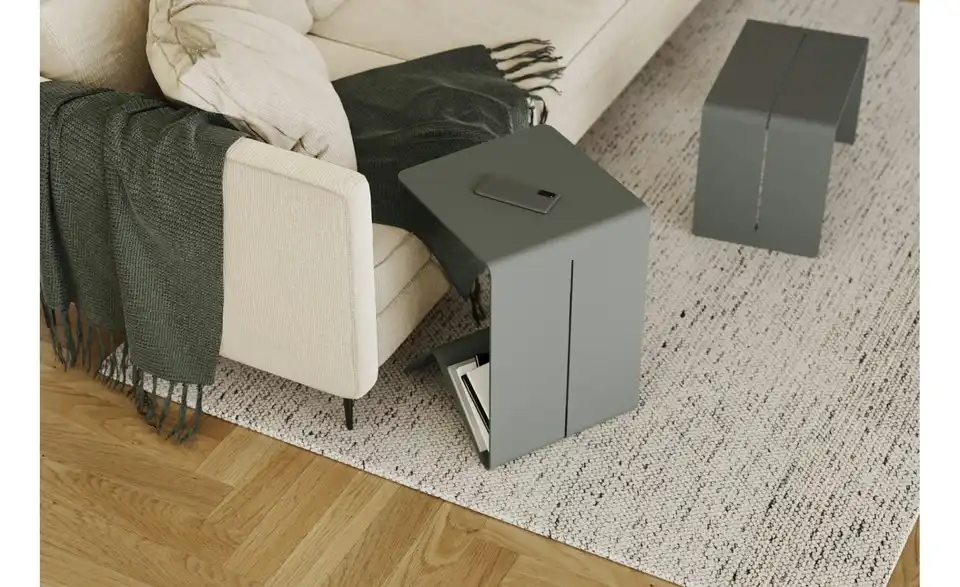 Eisenherz Beistelltisch, in Wohnsituation