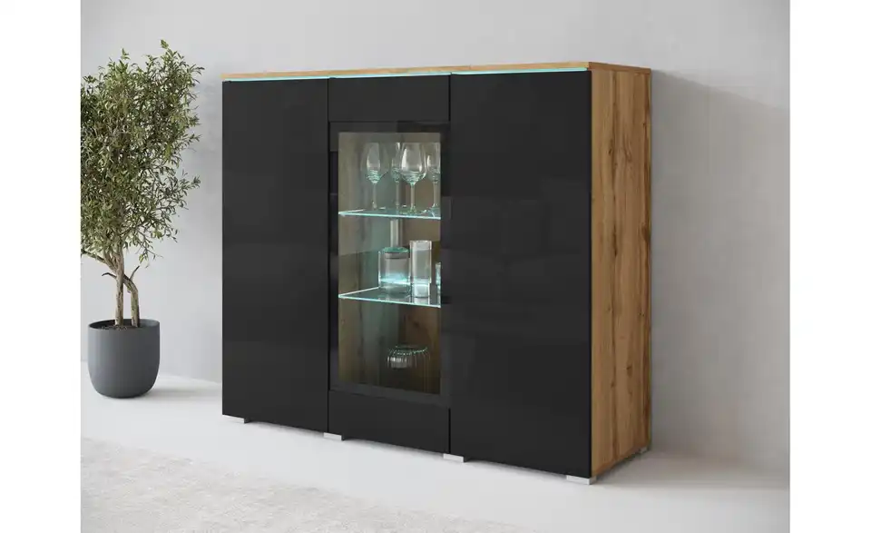 Highboard Vera, in Wohnsituation