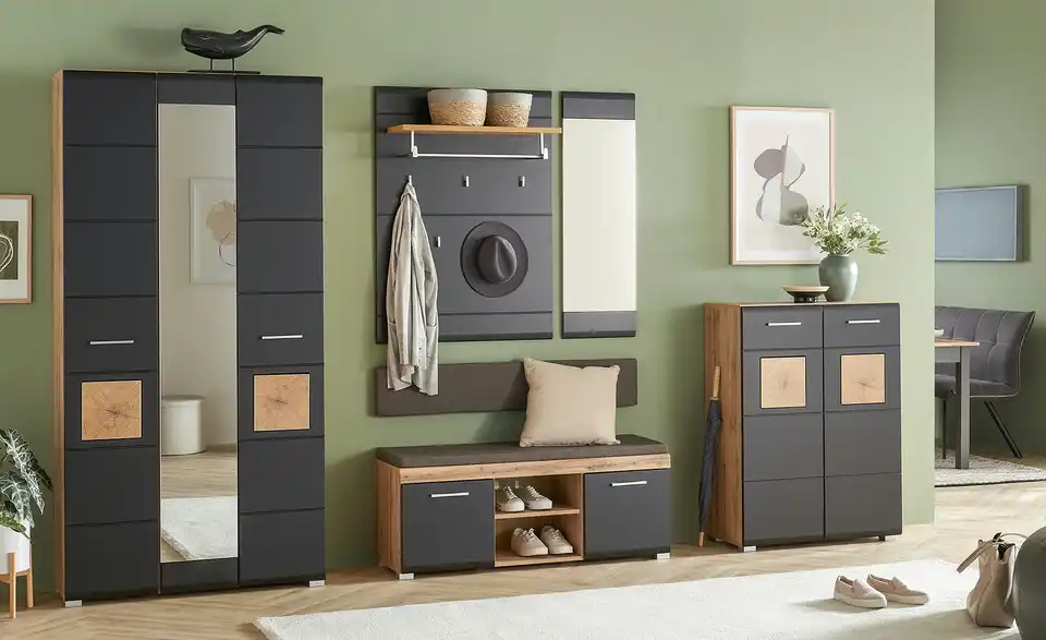 Garderobenschrank Cortina, in Wohnsituation