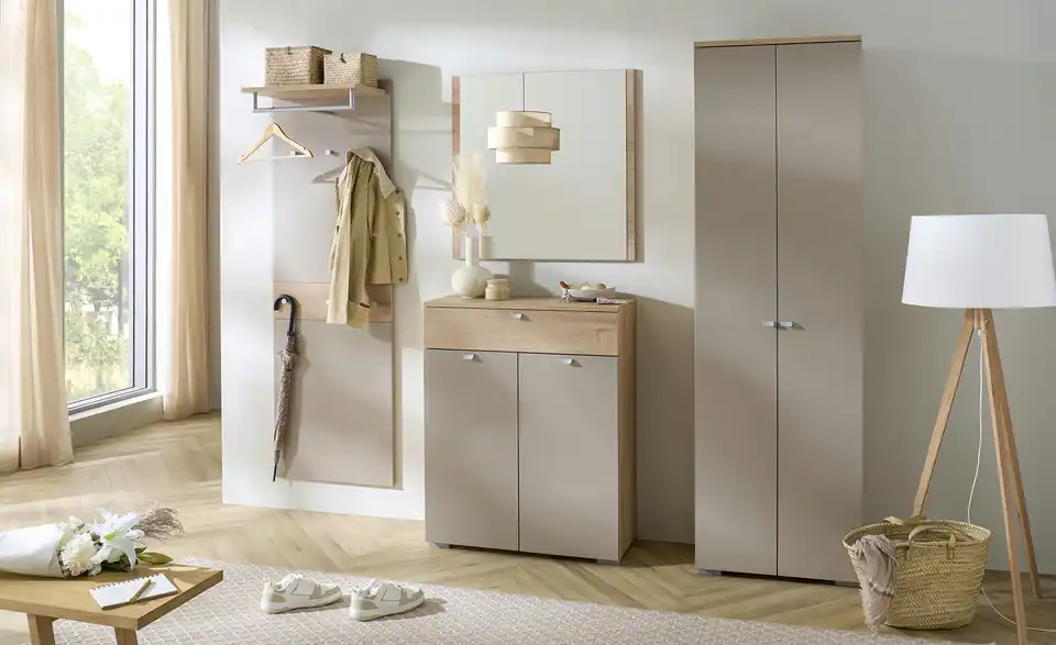 Garderobenschrank Life, in Wohnsituation