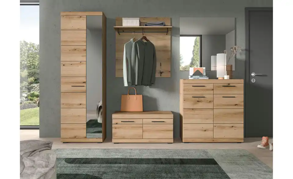 Garderobenkombination, in Wohnsituation