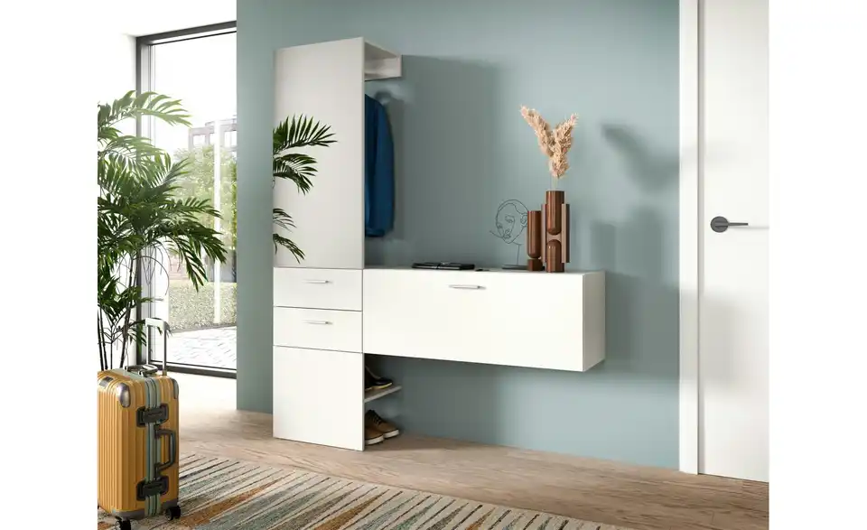 Garderobenkombination, in Wohnsituation