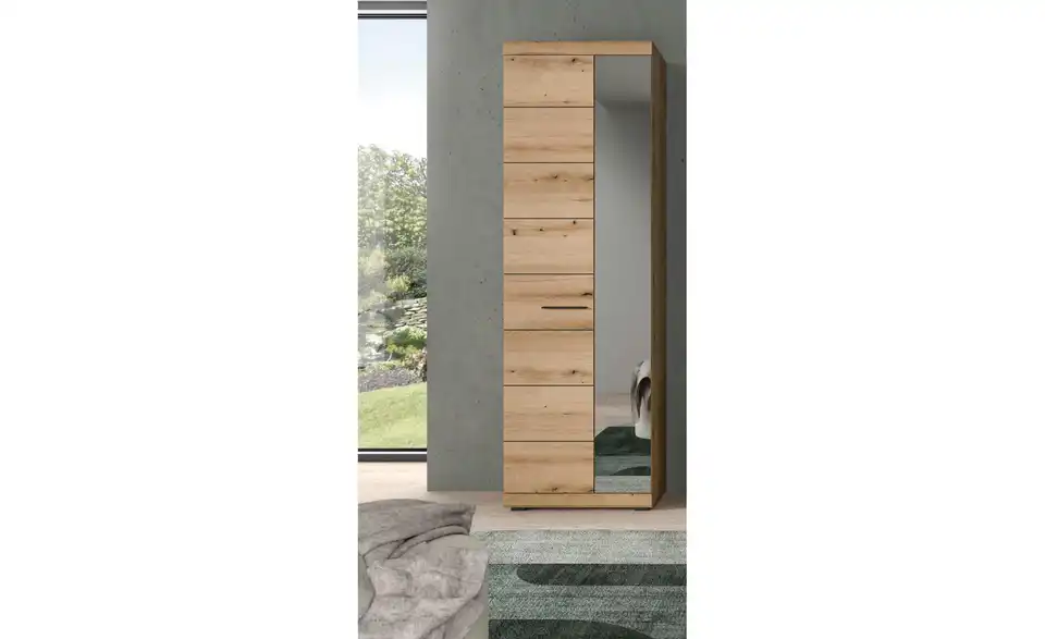 Garderobenschrank Scout, in Wohnsituation