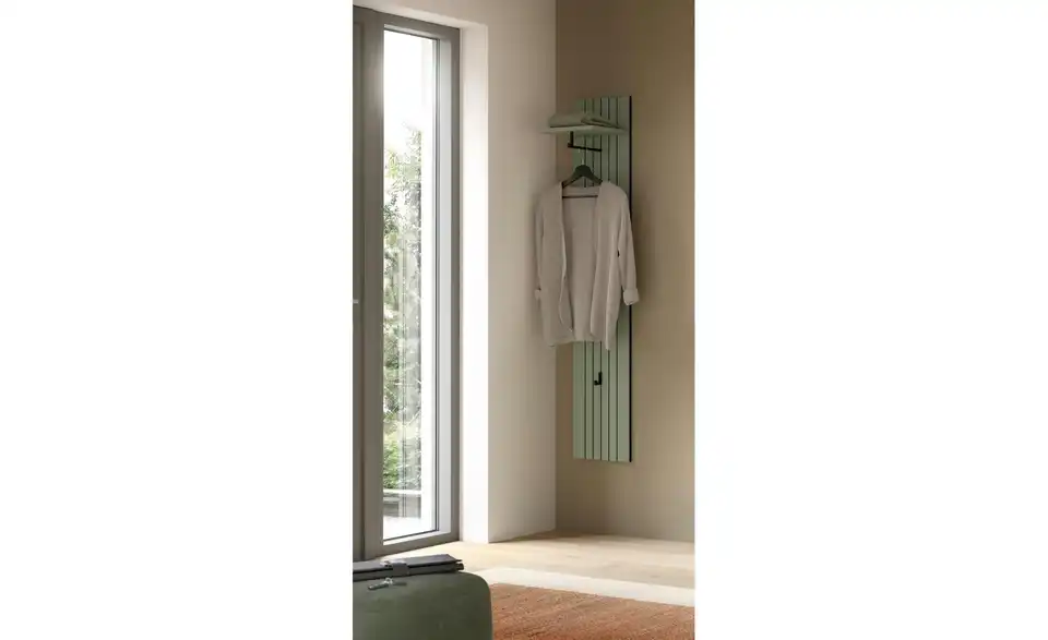 Garderobenpaneel, in Wohnsituation