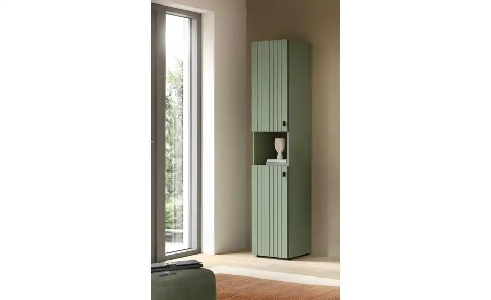 Garderobenschrank, in Wohnsituation