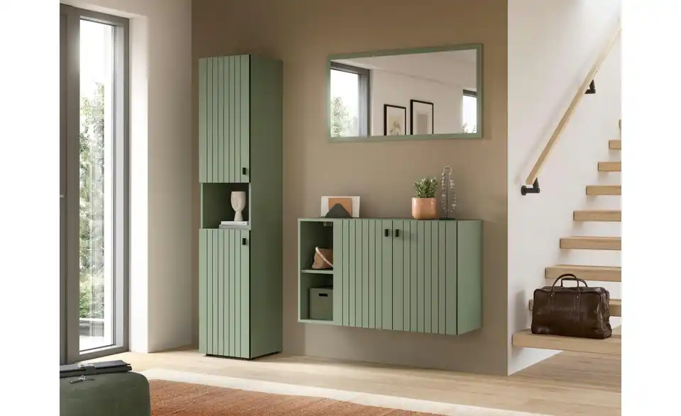 Garderobenschrank, in Wohnsituation