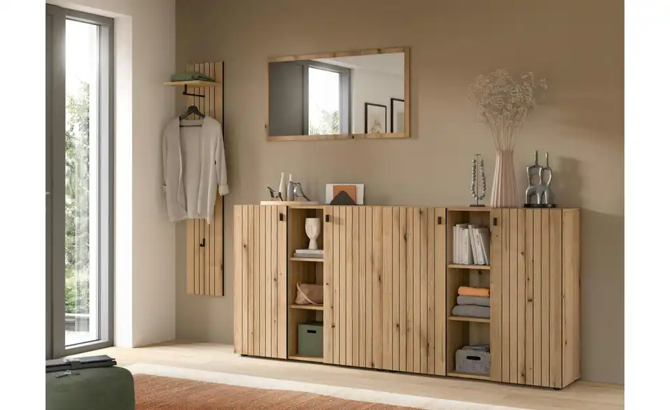 Garderobenkombination, in Wohnsituation