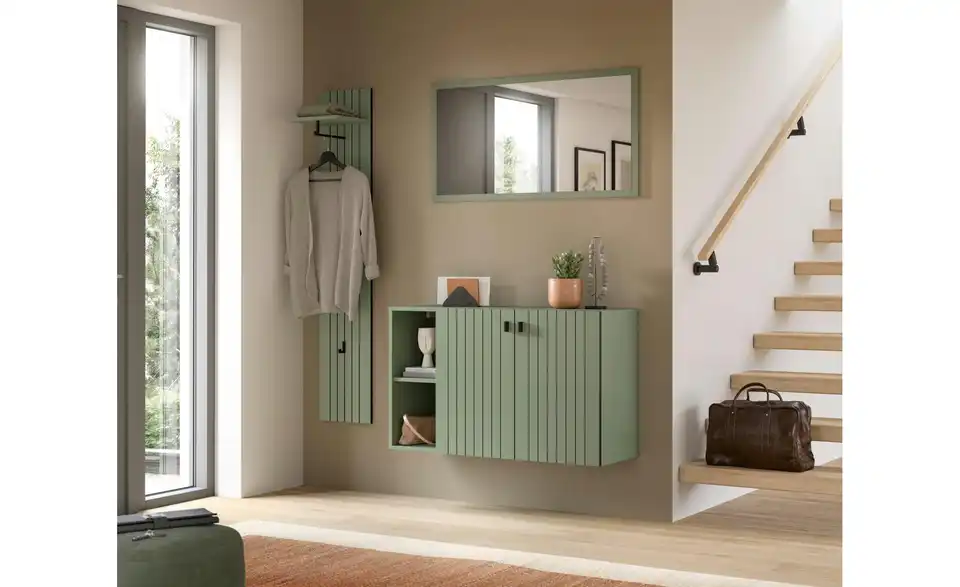 Garderobenkombination, in Wohnsituation