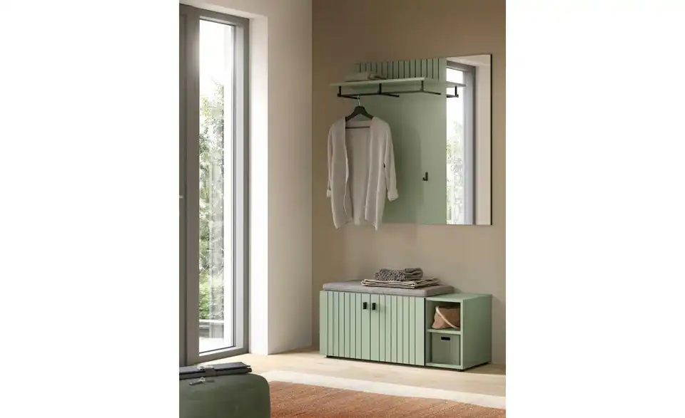 Garderobenkombination, in Wohnsituation