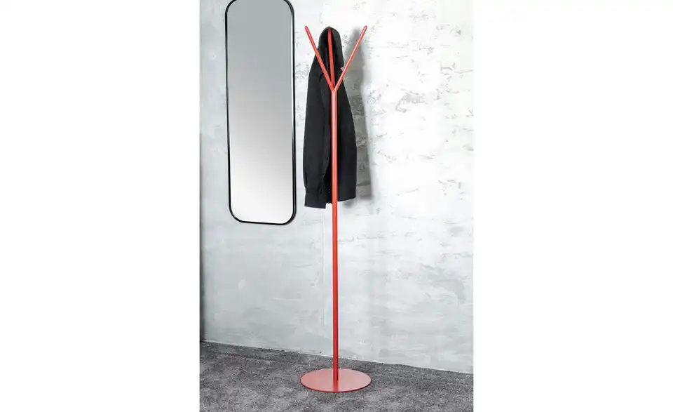 Garderobenständer, in Wohnsituation