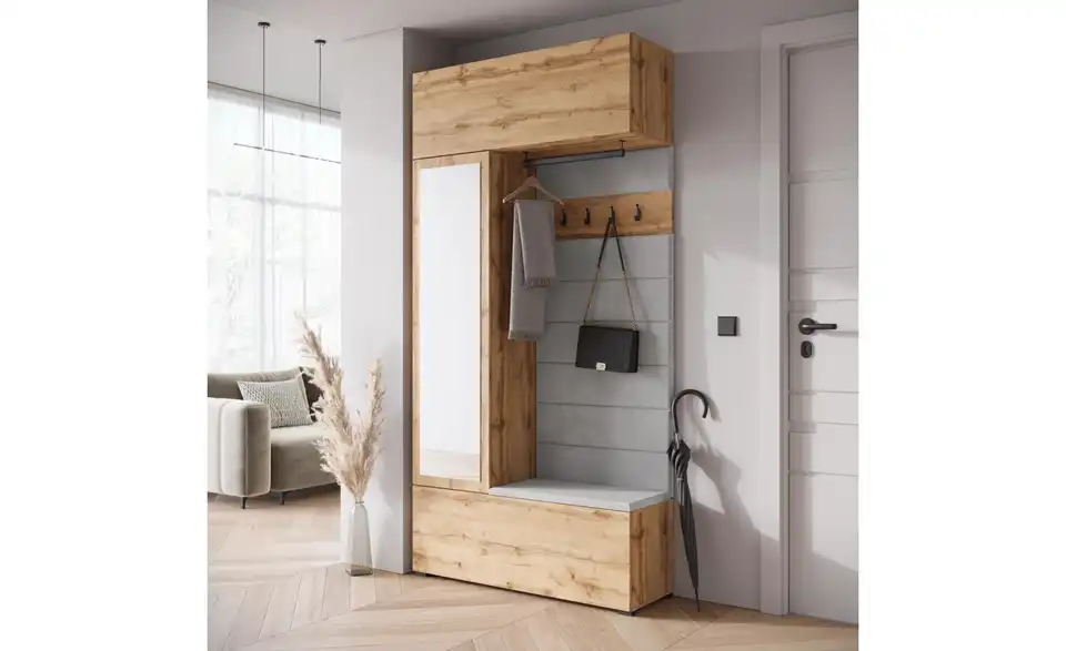 Garderobe Tejo, in Wohnsituation