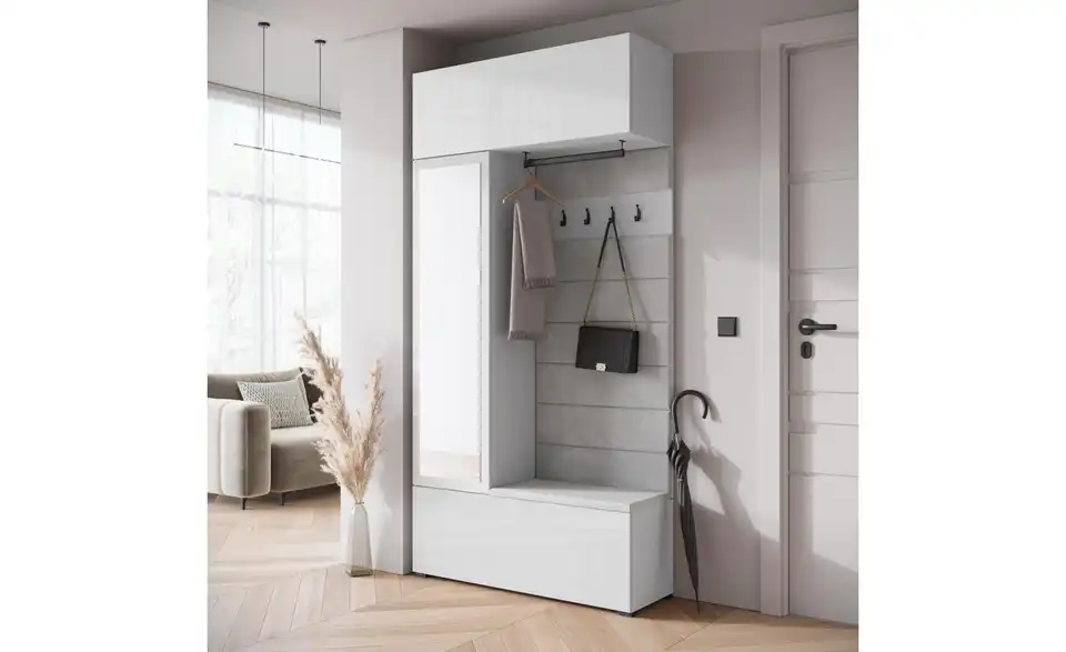Garderobe Tejo, in Wohnsituation