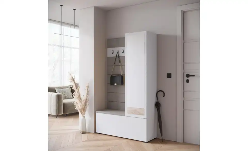 Garderobe Tejo, in Wohnsituation