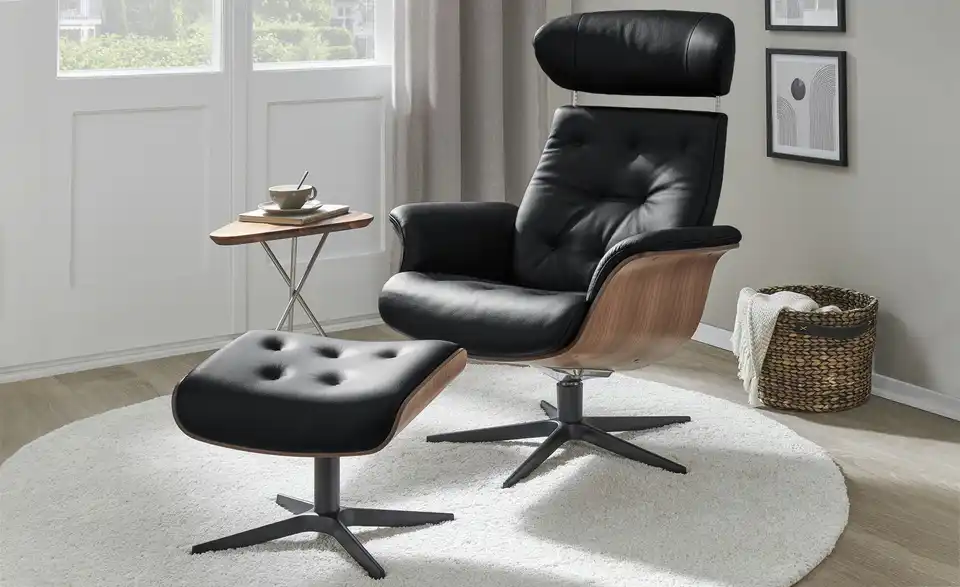 Sessel Timeout in Leder mit Knopfnaht, in Wohnsituation