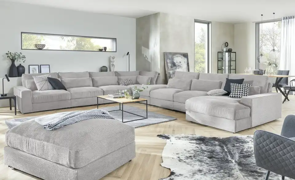 Element Branna Hocker, in Wohnsituation