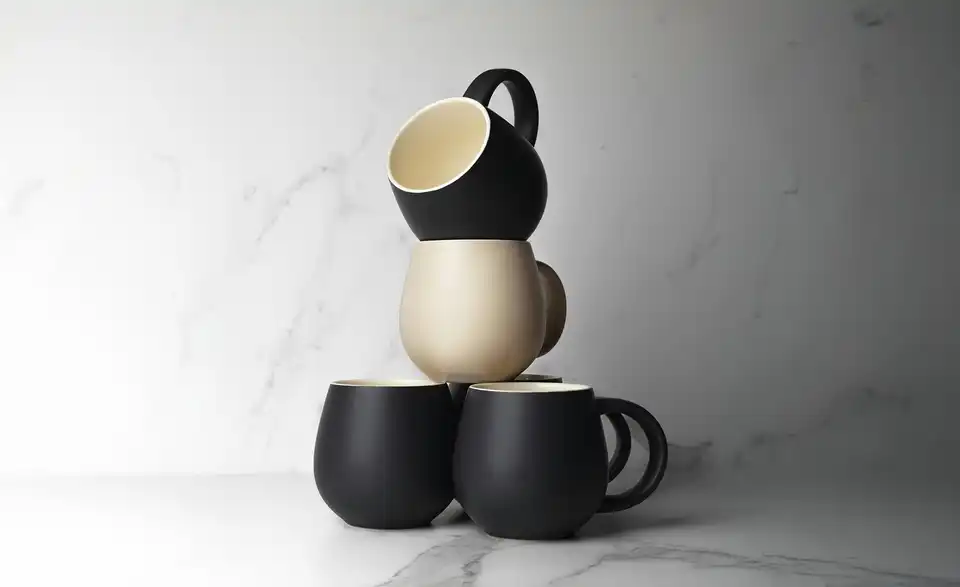 Sallys Kaffeetasse Belly Mug, in Wohnsituation