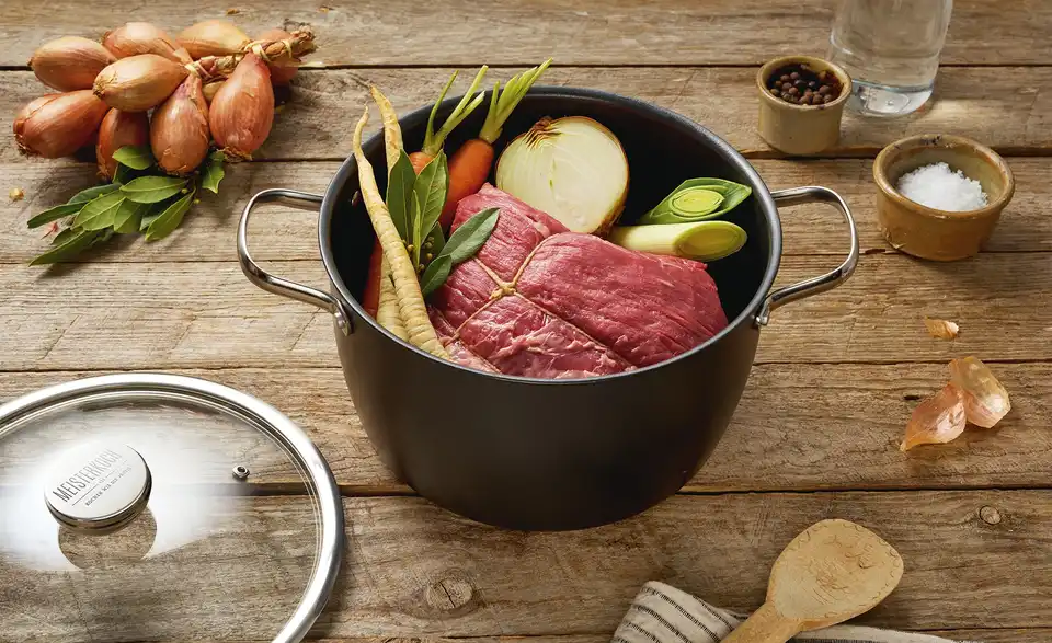 Meisterkoch Kochtopf LOTUS, in Wohnsituation