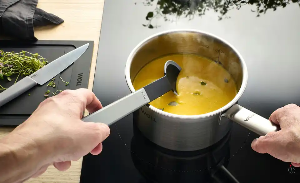 WOLL Topfset Steel, in Wohnsituation