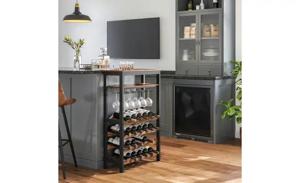 Weinregal, in Wohnsituation