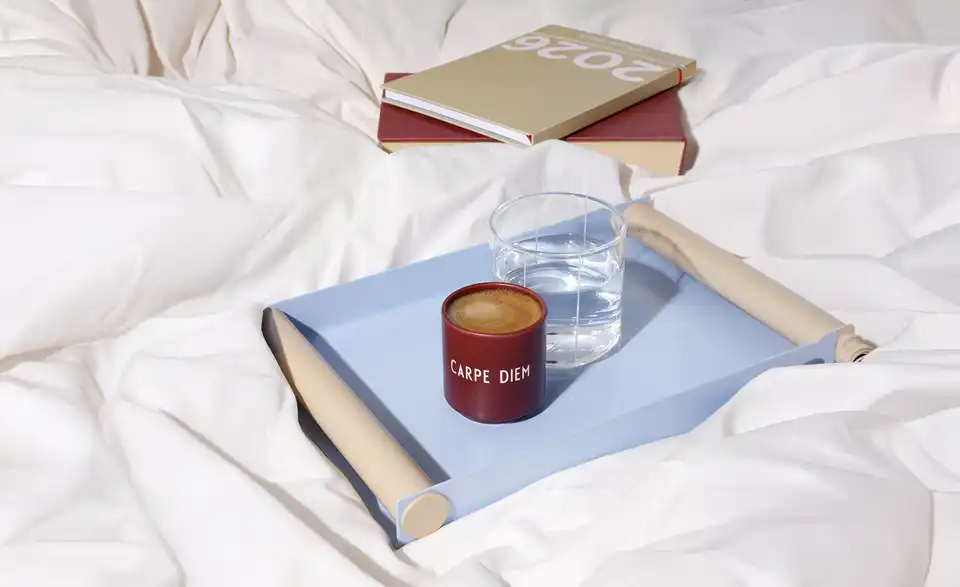DESIGN LETTERS Becher, in Wohnsituation