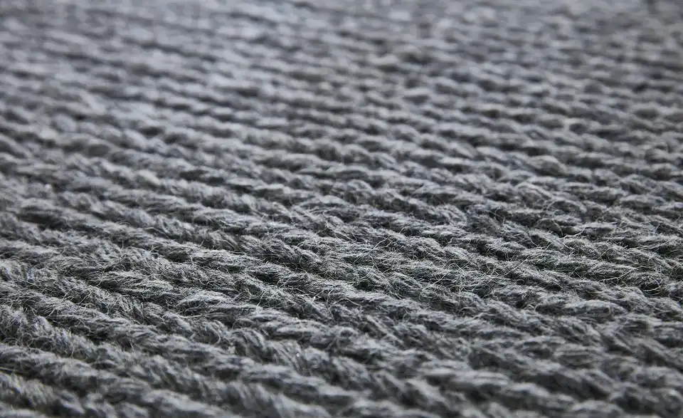 Handweb-Teppich Braided, Detailansicht