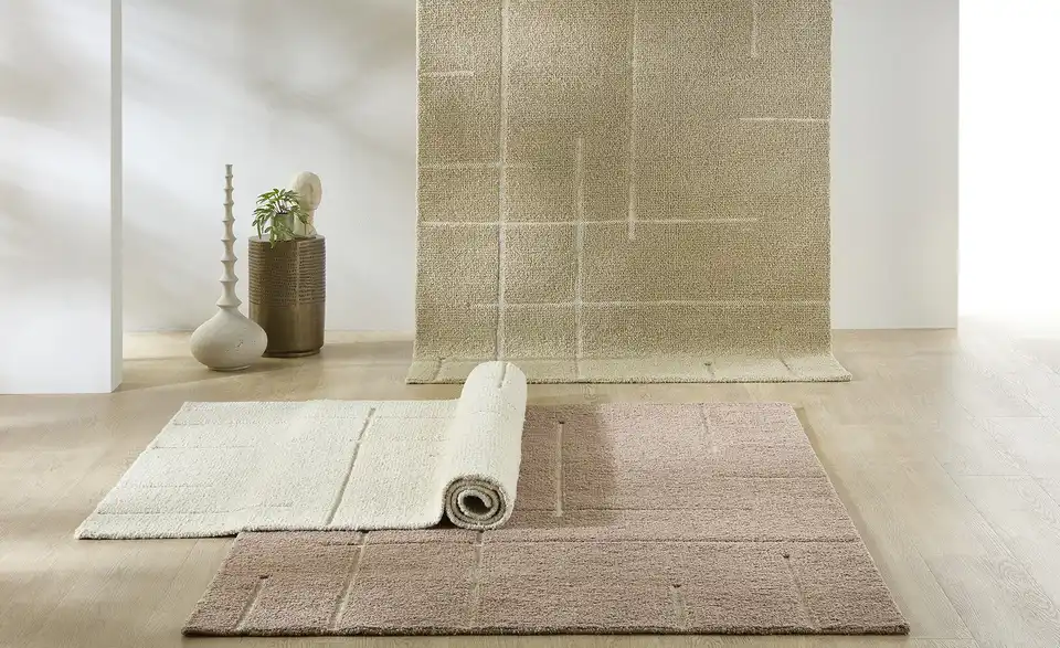 Handweb-Teppich Boutique, in Wohnsituation